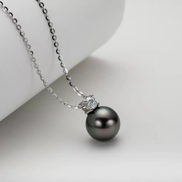 Genuine Tahitian Pearl 0.3ct. t.w. Diamond Necklace 18k Gold over Italy Silver - Picture 4 of 16